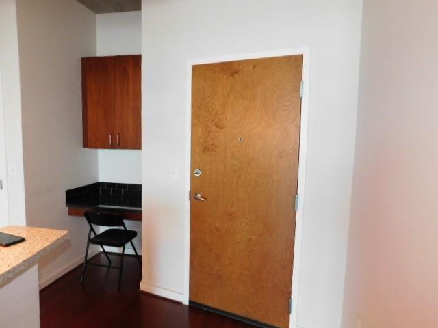 Photo - 361 17th St NW Unidad 1016