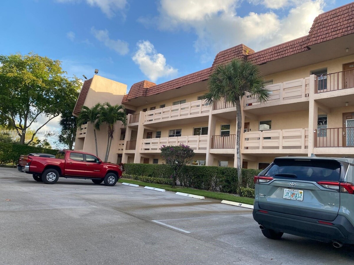 Photo - 14721 Bonaire Blvd Unidad 209 Rental