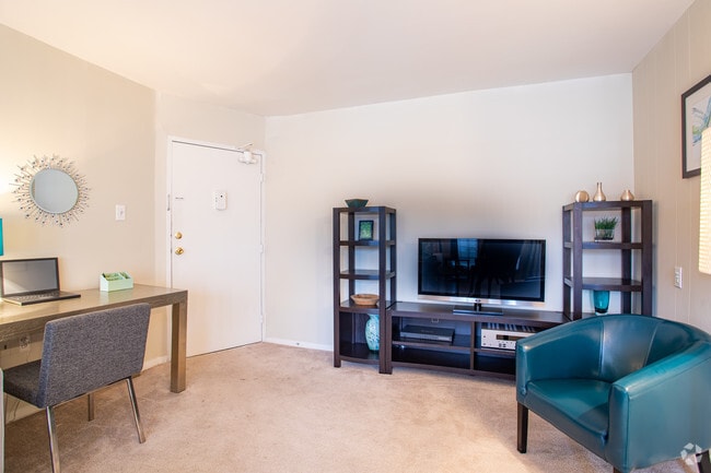 Windsor- 2BR, 1BA - Ashton Square Apartments