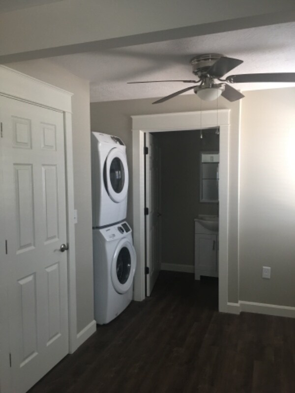 Photo - 320 E Main St Unidad #3