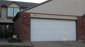 Building Photo - WYKEHAM CONDOS