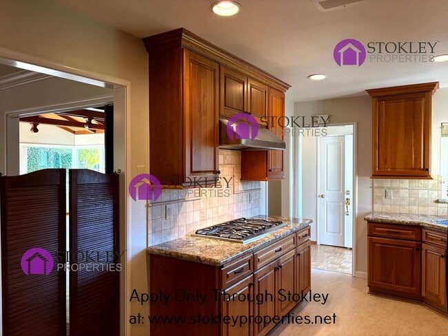 Photo - 1130 Laurel Dr