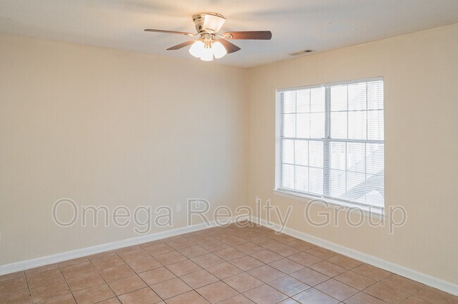 Photo - 3328 Meridian St N Unidad Apt 113