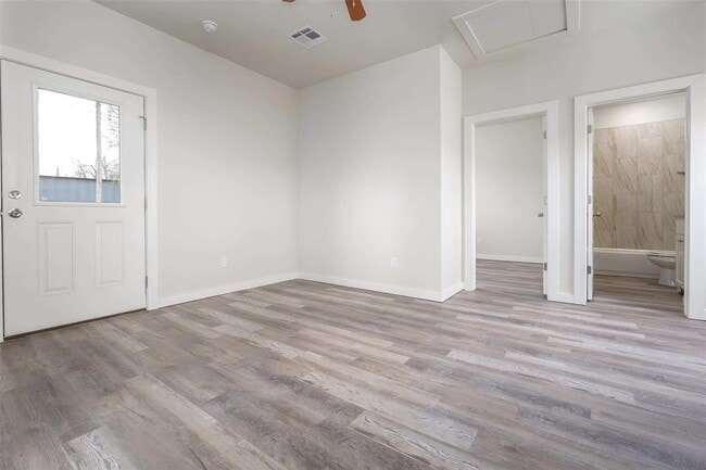 Photo - 1105 Coffey Dr