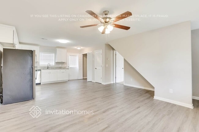 Photo - 26 Benfield Cir SE