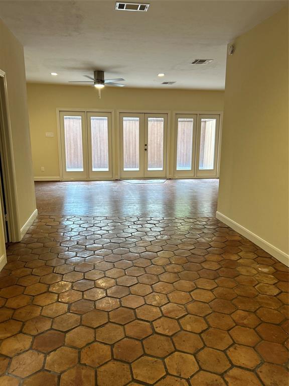 Photo - 223 Asbury St