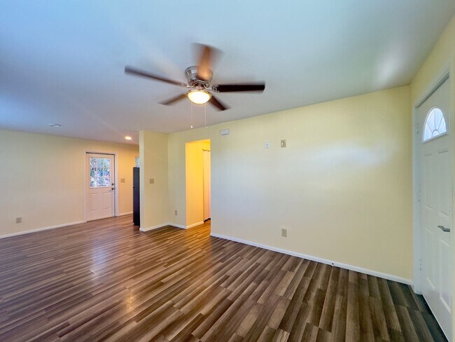 Photo - Cozy Two Bedroom, One Bath Single Family H...
