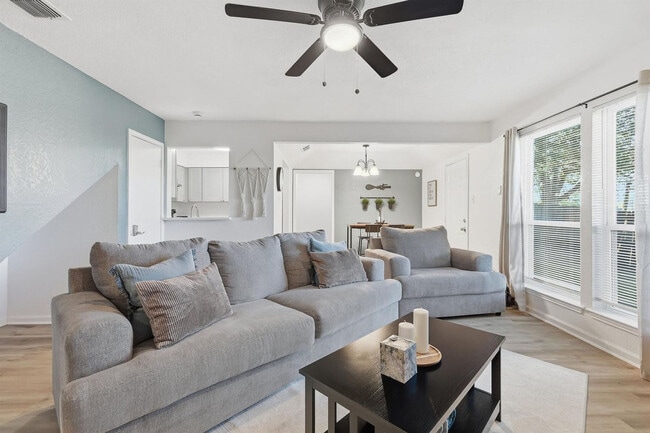 Photo - 2162 E Arkansas Ln Unidad ID1346354P