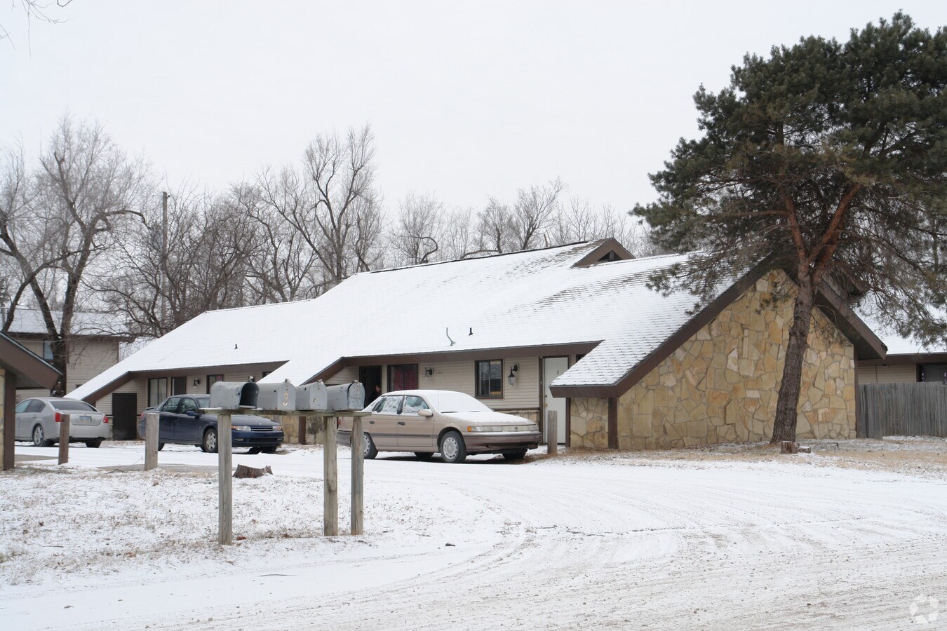 Photo - 3037 N Jackson Ave