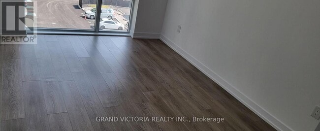 Photo - 450 Dundas St E Unit 424