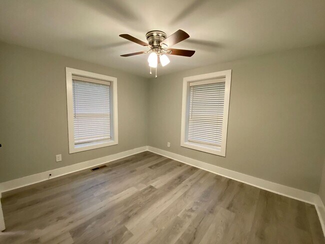 Photo - PRE-LEASING FOR AUGUST 2026!