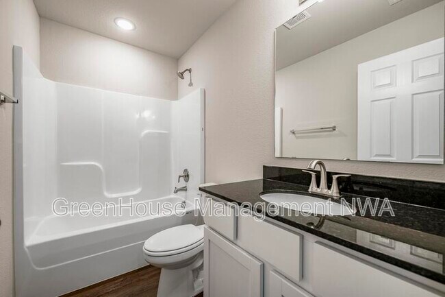 Photo - 1720 Eveningshade Ln