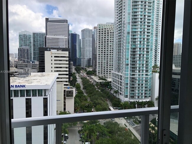 Photo - 1060 Brickell Ave Unidad 1501