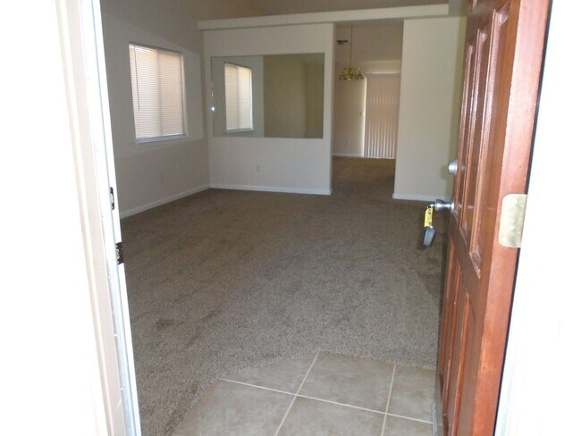 Photo - NEAR SEVEN OAKS AND SCHOOLS !!! House