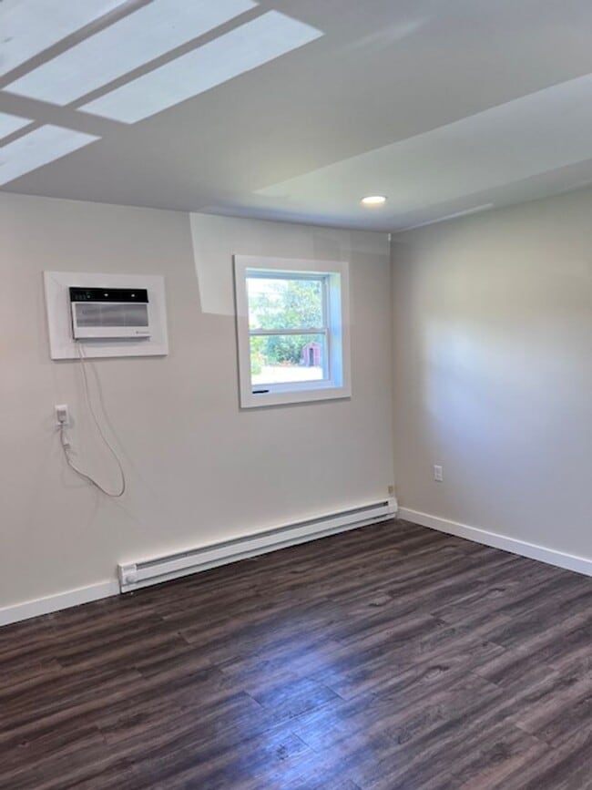 Photo - Beautifully remodeled and completed 1 bedr... Unit 14311 Rt. 9W -  3