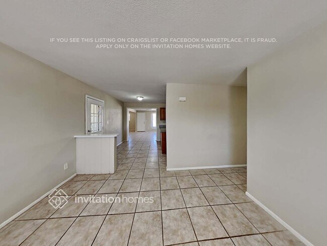 Photo - 1314 E Mercer Ln