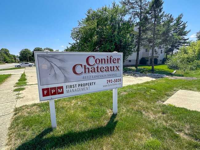 Photo - 4112 Lincoln Swing