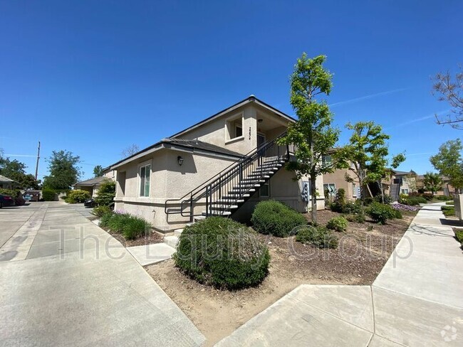 Building Photo - 2234 W Lark Ave Rental