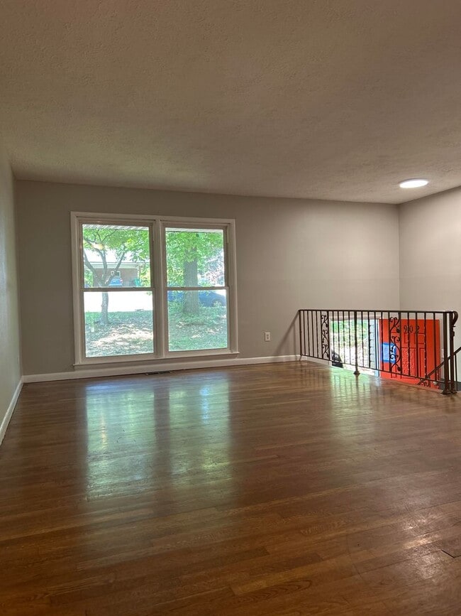 Photo - 4 Bed 2 Bath in Decatur!