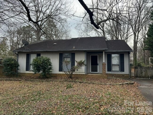 Building Photo - 10212 Invershiel Ct