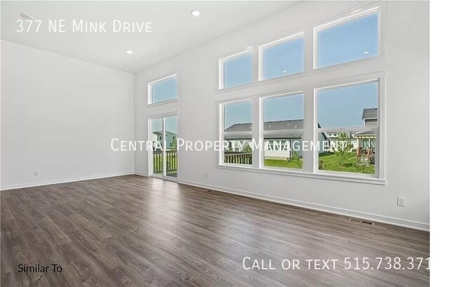 Photo - 377 NE Mink Dr