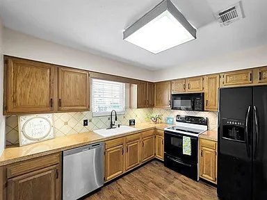 Photo - 1084 Sunmeadow Dr