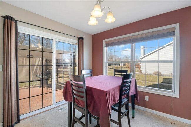 Photo - 705 Bergamot Dr