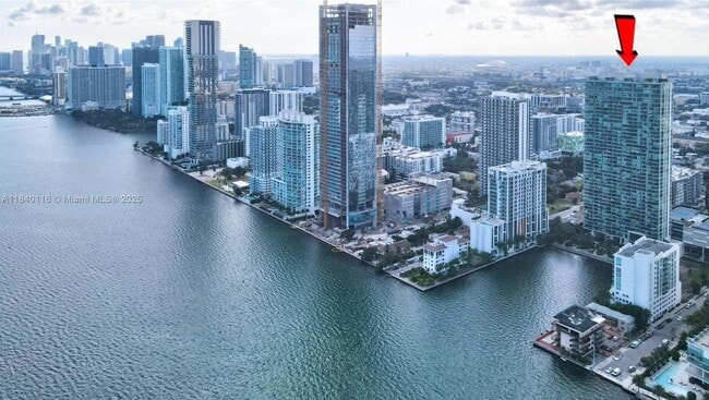 Photo - 460 NE 28th St Unidad 2903