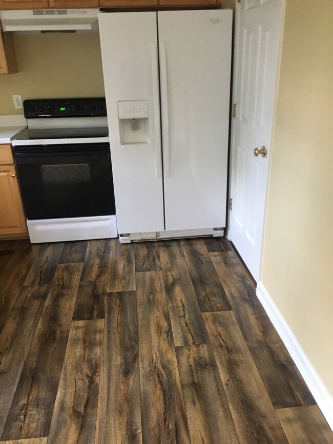 Photo - 2861 Bennington Dr