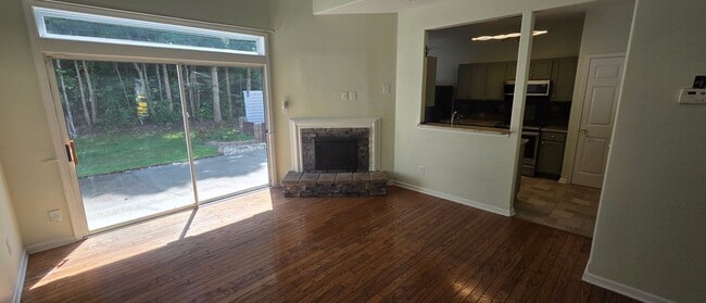 Photo - 5982 Fox Ridge Ln