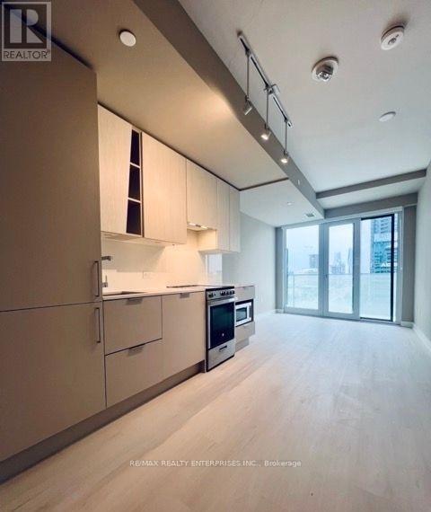 Photo - 3900 Confederation Pkwy Unité 912