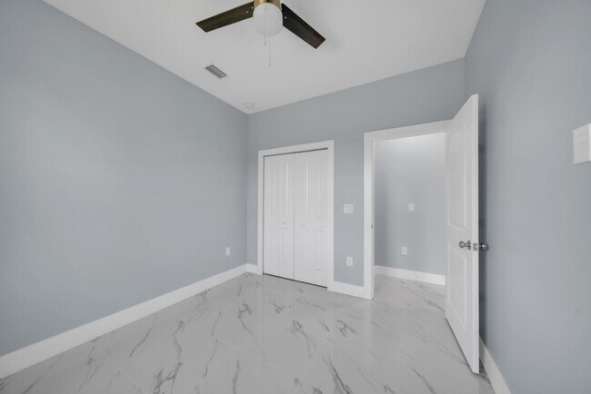 Photo - 104 Harry Ave S