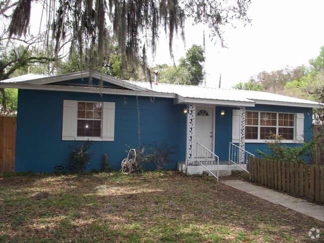 Building Photo - Convenient to UF & Downtown Rental