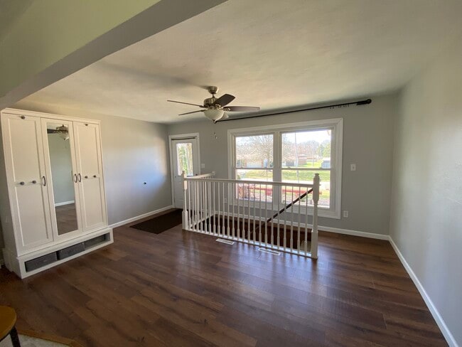 Photo - 2903 Sharon St