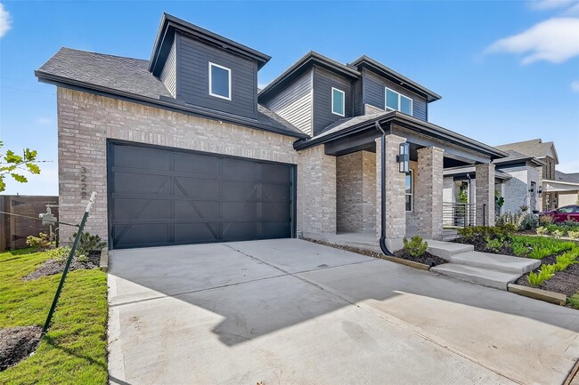 Photo - 3222 Kindred Wy