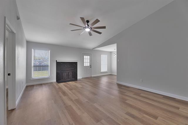 Photo - 303 Iberis Dr House
