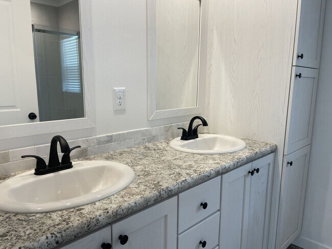 Photo - 5715 Blue Harbor Dr