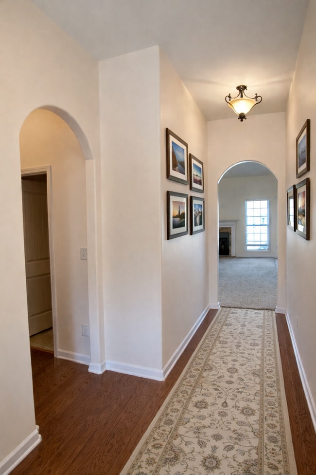 Photo - 3 bedroom 2 bath Gem in Hidden Springs Subdivision