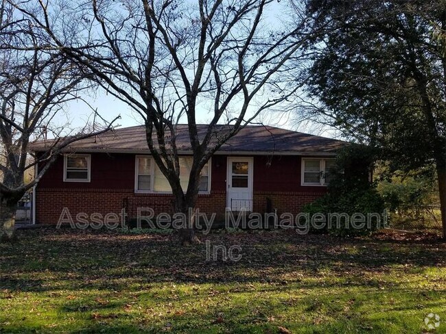 Building Photo - 207 Meadowview Dr Rental