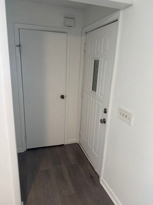 Photo - 7 Mona Ave Unit 7