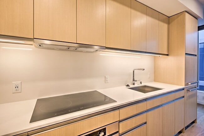 Photo - 1Bd/1Ba Seattle Condo Unit 1210