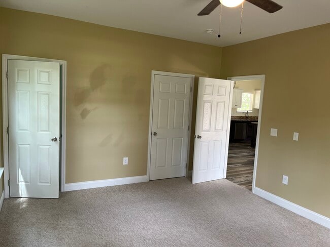 Photo - 5712 Grubb Rd