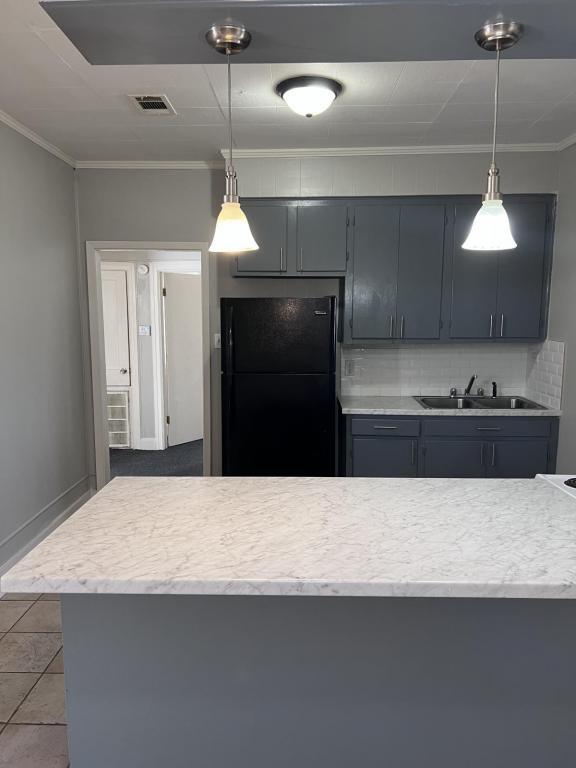 Photo - 510 Raymond Rd