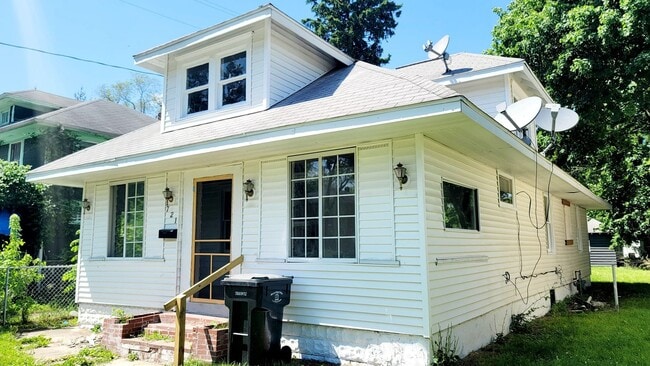 Photo - 721 Haney Ave
