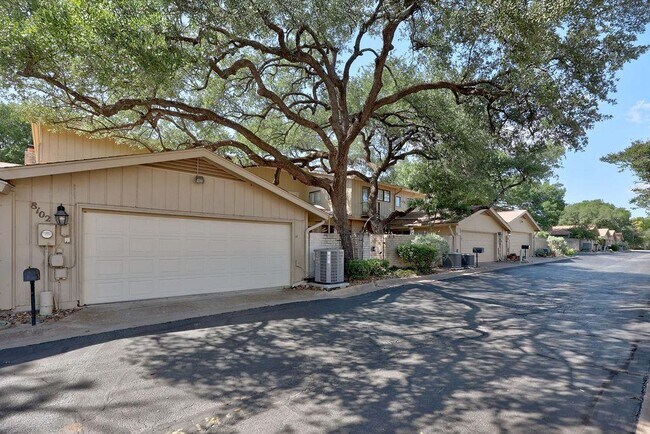 Photo - 8102 East Ct