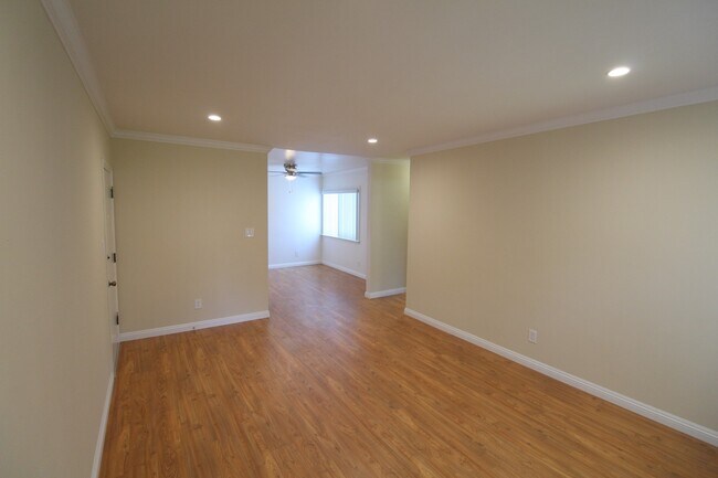 Photo - Edgewood Village