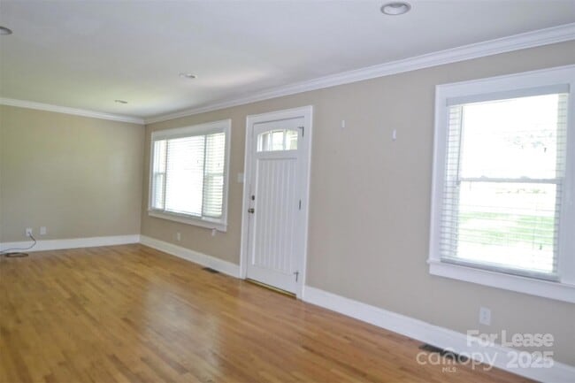 Photo - 601 S Cedar Ave