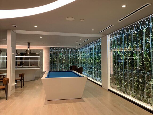 Photo - 1000 Brickell Plz