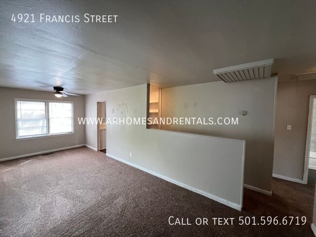 Photo - 4921 Francis St