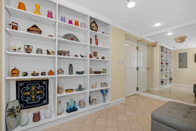 Building Photo - 8 Museum Way Unit 2304 Rental